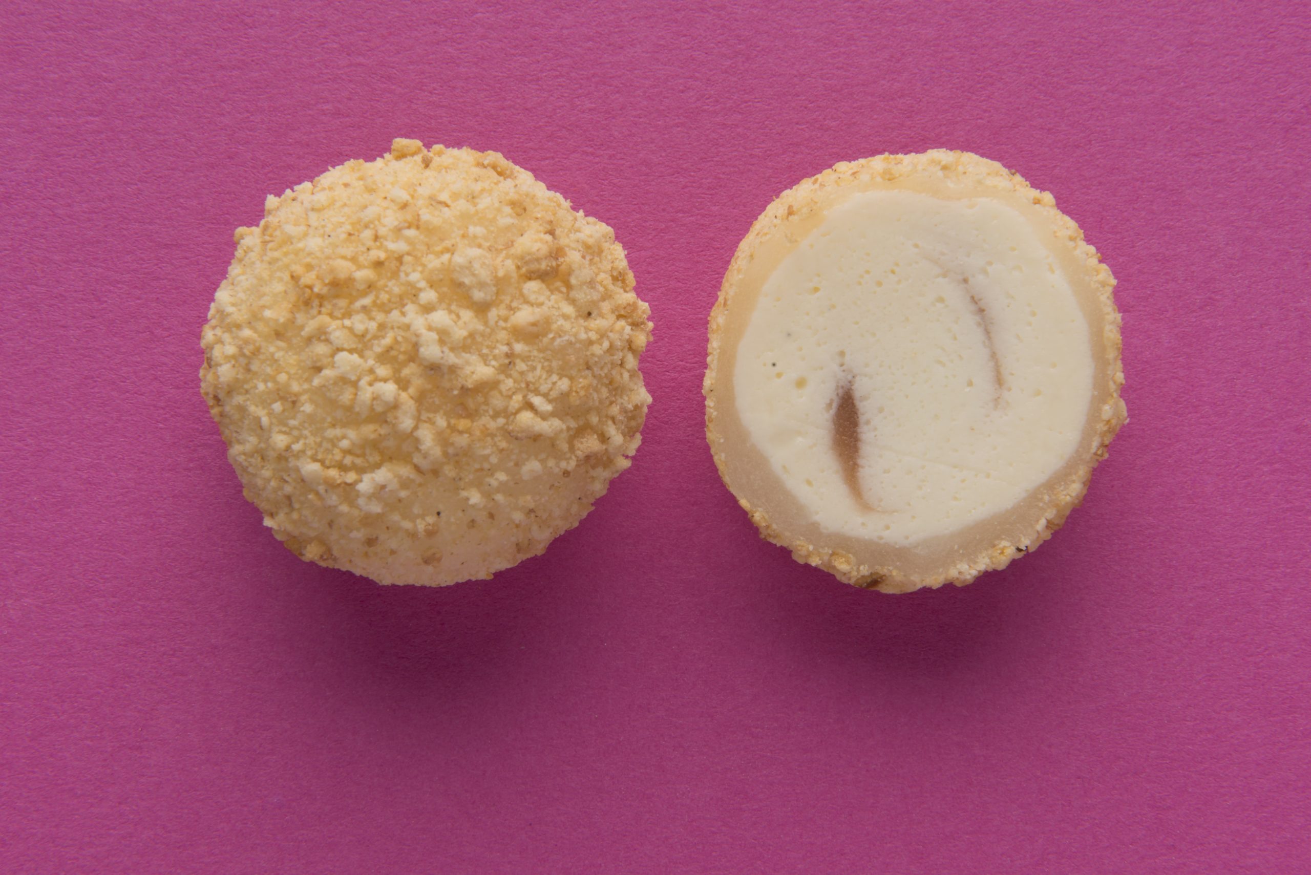 Strawberry Cheese cake Mochi - Image 2